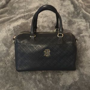 Tommy Hilfiger Navy purse